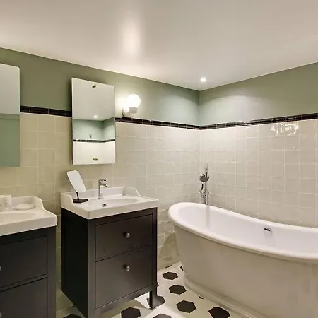 Amazing Flat In !